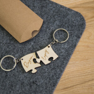 Drewniane breloki do kluczy dla pary “Razem lepiej”