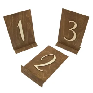 Drewniane numery stojące na stół wesele dąb ciemny